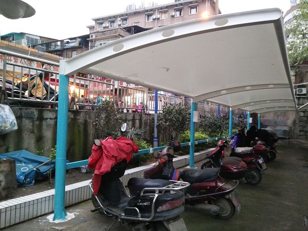 膜結構自行車棚案例